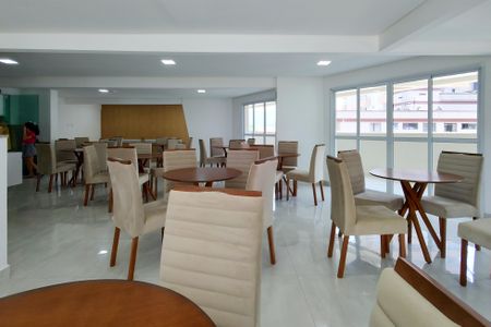 Apartamento para alugar com 115m², 2 quartos e 2 vagas Apartamento para alugar com 115m², 2 quartos e 2 vagasÁrea comum - Salão de festas