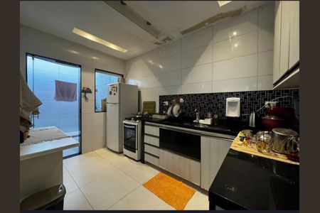 Apartamento à venda com 62m², 2 quartos e 1 vagaCozinha