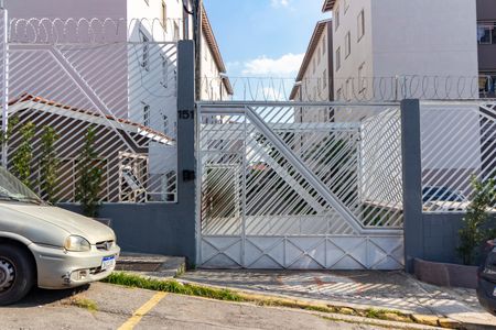 Apartamento à venda com 45m², 2 quartos e 1 vaga Apartamento à venda com 45m², 2 quartos e 1 vagaFachada