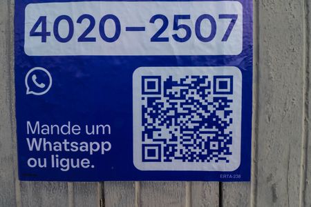 Casa à venda com 210m², 3 quartos e 2 vagasPlaca