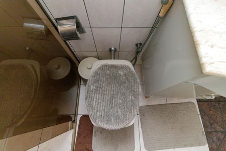 Casa à venda com 210m², 3 quartos e 2 vagasBanheiro da Suíte 2