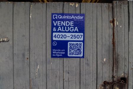 Casa à venda com 210m², 3 quartos e 2 vagasPlaca