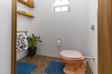 Casa à venda com 210m², 3 quartos e 2 vagasLavabo