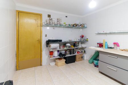 Casa à venda com 210m², 3 quartos e 2 vagasQuarto de Serviço