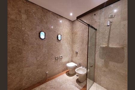 Casa à venda com 598m², 4 quartos e 8 vagas Casa à venda com 598m², 4 quartos e 8 vagasFoto 31