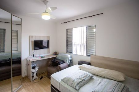 Casa à venda com 120m², 2 quartos e 2 vagasQuarto 2