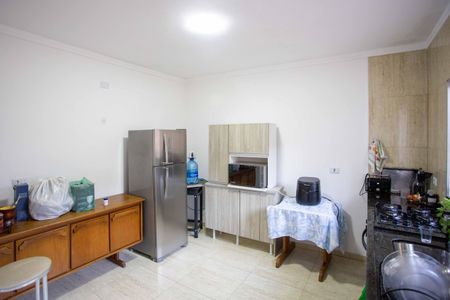 Casa à venda com 120m², 2 quartos e 2 vagasCozinha