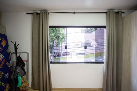 Casa à venda com 120m², 2 quartos e 2 vagasQuarto 1