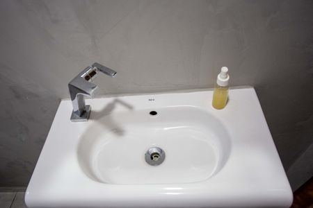 Casa à venda com 120m², 2 quartos e 2 vagasLavabo