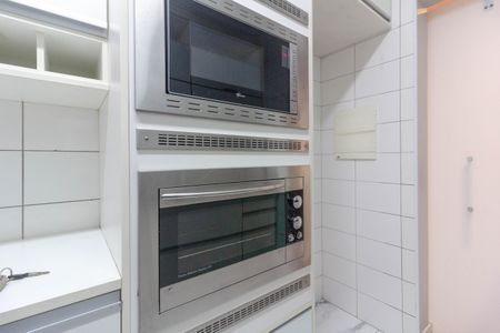 Apartamento à venda com 93m², 3 quartos e 2 vagas Apartamento à venda com 93m², 3 quartos e 2 vagasCozinha