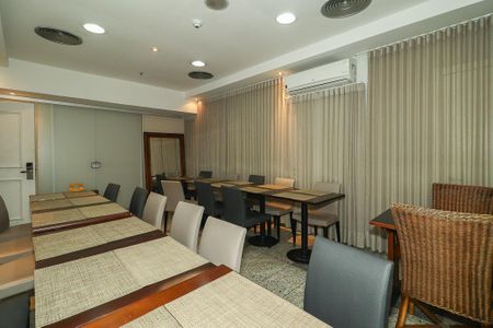 Apartamento à venda com 36m², 1 quarto e sem vagaÁrea comum -Sala de reunião 2