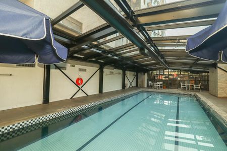 Apartamento à venda com 36m², 1 quarto e sem vagaPiscina Coberta / Quente