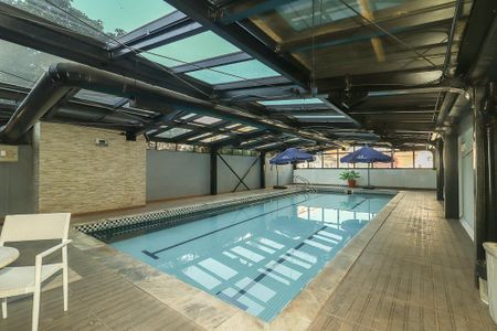 Apartamento à venda com 36m², 1 quarto e sem vagaPiscina Coberta / Quente