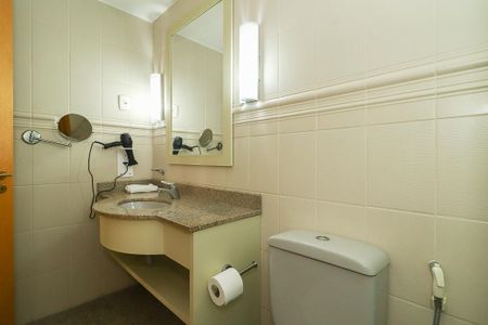 Apartamento à venda com 36m², 1 quarto e sem vagaBanheiro da Suíte