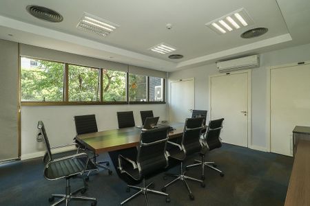 Apartamento à venda com 36m², 1 quarto e sem vagaÁrea comum -Sala de reunião