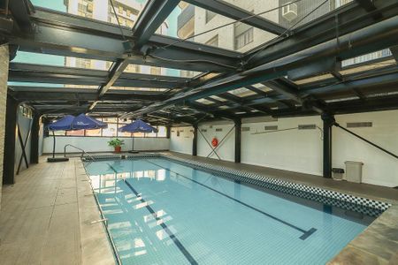 Apartamento à venda com 36m², 1 quarto e sem vagaPiscina Coberta / Quente