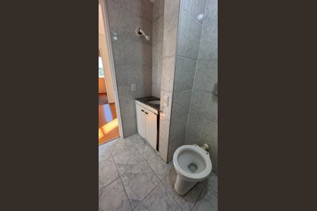 Apartamento à venda com 60m², 2 quartos e 1 vaga Apartamento à venda com 60m², 2 quartos e 1 vagaBanheiro