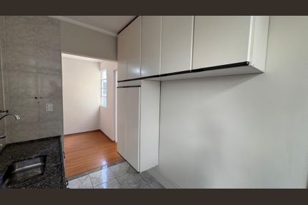 Apartamento à venda com 60m², 2 quartos e 1 vaga Apartamento à venda com 60m², 2 quartos e 1 vagaCozinha