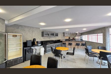 Apartamento à venda com 230m², 4 quartos e 5 vagas Apartamento à venda com 230m², 4 quartos e 5 vagasChurrasqueira