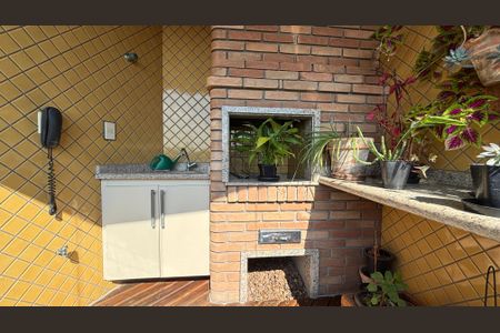 Apartamento à venda com 230m², 4 quartos e 5 vagas Apartamento à venda com 230m², 4 quartos e 5 vagasVaranda Sala