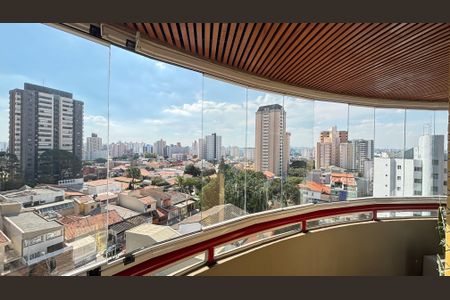 Apartamento à venda com 230m², 4 quartos e 5 vagas Apartamento à venda com 230m², 4 quartos e 5 vagasVaranda Sala