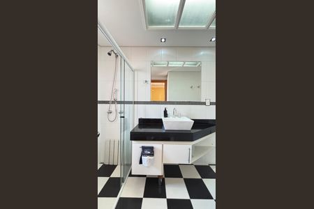 Apartamento à venda com 230m², 4 quartos e 5 vagas Apartamento à venda com 230m², 4 quartos e 5 vagasBanheiro da Suíte 3