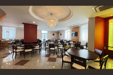 Apartamento à venda com 230m², 4 quartos e 5 vagas Apartamento à venda com 230m², 4 quartos e 5 vagasSalão de Festas