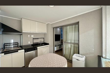 Apartamento à venda com 68m², 2 quartos e 1 vaga