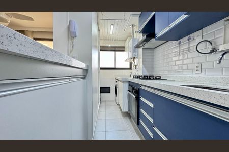 Apartamento à venda com 68m², 2 quartos e 1 vaga