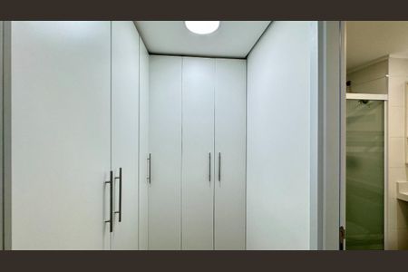 Apartamento à venda com 68m², 2 quartos e 1 vaga