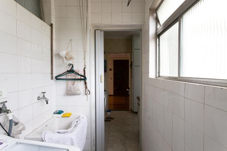 Apartamento à venda com 70m², 3 quartos e 1 vagaÁrea de Serviço