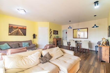 Apartamento para alugar com 3 quartos, 110m² em Vila Alexandria, São Paulo