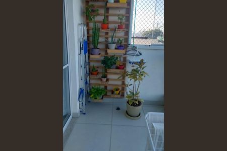 Apartamento à venda com 68m², 2 quartos e 1 vaga