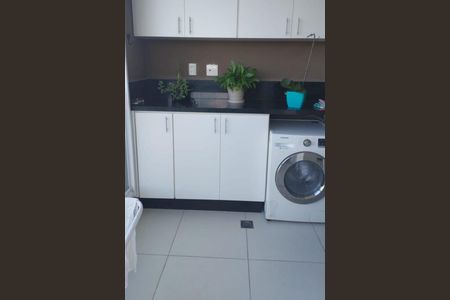 Apartamento à venda com 68m², 2 quartos e 1 vaga