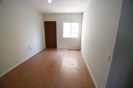 Sala de apartamento para alugar com 3 quartos, 80m² em Vila Iza, Campinas