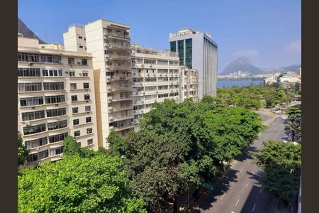 Apartamento à venda com 85m², 2 quartos e 1 vaga