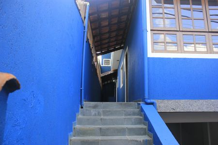 Casa à venda com 230m², 4 quartos e 6 vagasFachada interna do imóvel