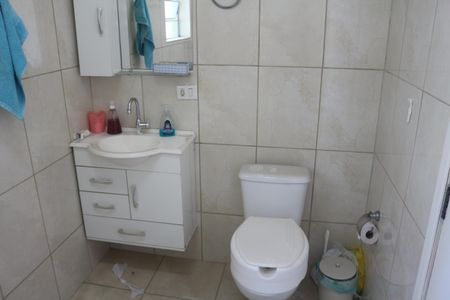 Casa à venda com 205m², 3 quartos e 3 vagasBanheiro da Suíte 1