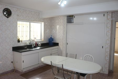 Casa à venda com 205m², 3 quartos e 3 vagasCozinha