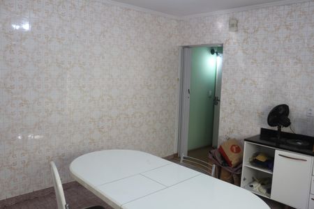 Casa à venda com 205m², 3 quartos e 3 vagasCozinha