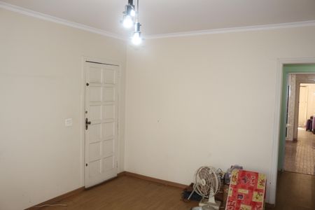 Casa à venda com 205m², 3 quartos e 3 vagasSala