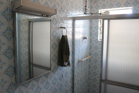 Casa à venda com 205m², 3 quartos e 3 vagasBanheiro 2