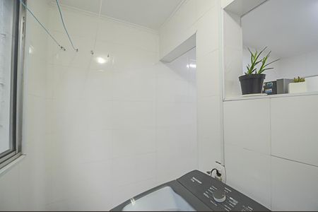 Apartamento à venda com 64m², 2 quartos e 1 vaga Apartamento à venda com 64m², 2 quartos e 1 vagaÁrea de Serviço