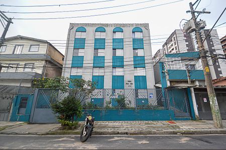 Apartamento à venda com 64m², 2 quartos e 1 vaga Apartamento à venda com 64m², 2 quartos e 1 vagaFachada do Prédio e Placa