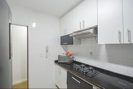 Apartamento à venda com 64m², 2 quartos e 1 vaga Apartamento à venda com 64m², 2 quartos e 1 vagaCozinha