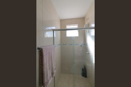 Casa de condomínio à venda com 117m², 2 quartos e 3 vagas Casa de condomínio à venda com 117m², 2 quartos e 3 vagasBanheiro Suite 1