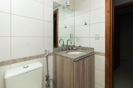 Apartamento para alugar com 142m², 3 quartos e 2 vagasBanheiro Social