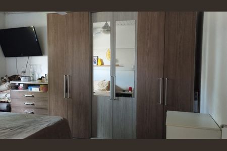 Casa à venda com 160m², 3 quartos e 3 vagas Casa à venda com 160m², 3 quartos e 3 vagasQuarto 2