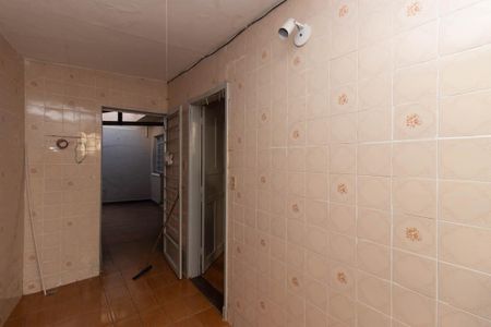 Casa à venda com 170m², 2 quartos e 2 vagas Casa à venda com 170m², 2 quartos e 2 vagasCozinha