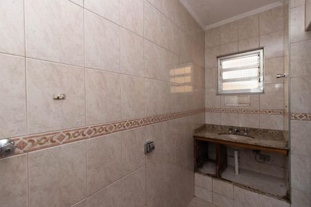 Casa à venda com 170m², 2 quartos e 2 vagas Casa à venda com 170m², 2 quartos e 2 vagasBanheiro da Suíte